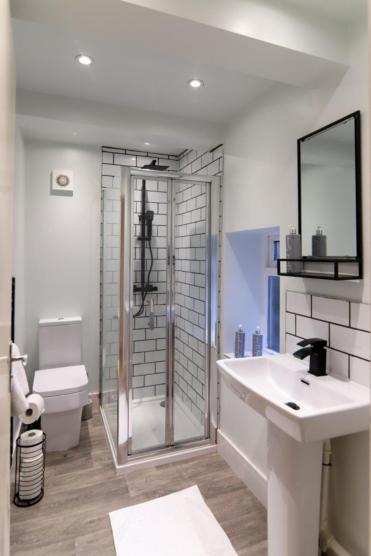 New- Modern 2Br Apt Wifi Sleep5 City Centre 谢菲尔德 外观 照片